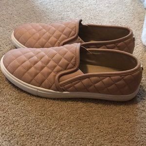 Steve Madden Artsy Slip-on Shoes!